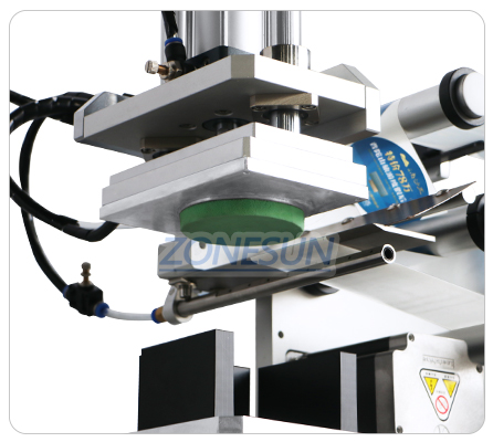 Cosmetic Flat Labeling Machine-ZONESUN TECHNOLOGY LIMITED Cosmetic Flat Labeling Machine-ZONESUN TECHNOLOGY LIMITED