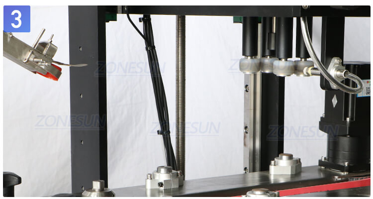 4 Heads Corrosive Liquid Filling Line-ZONESUN TECHNOLOGY LIMITED 4 Heads Corrosive Liquid Filling Line-ZONESUN TECHNOLOGY LIMITED